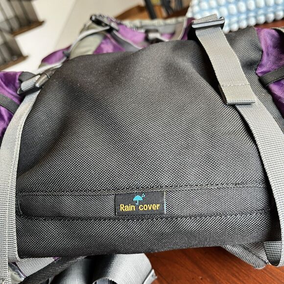 north face backpack grey and purple The Women's Recon It features a women The North Face Borealis Pink